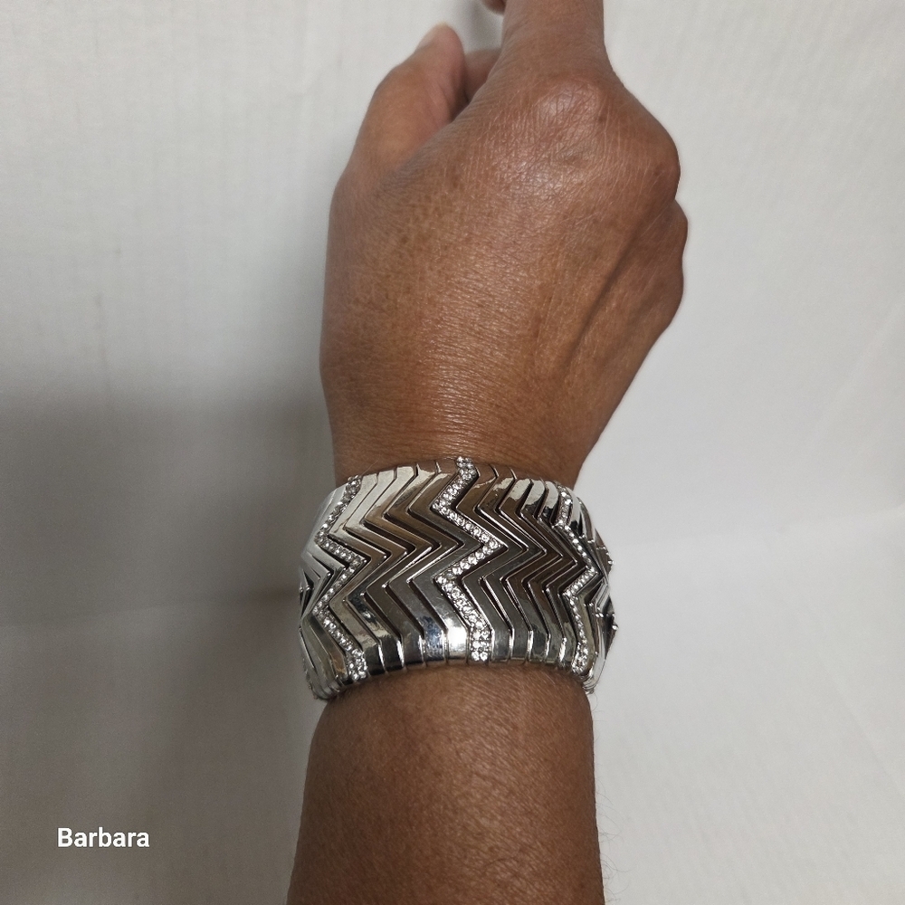 Vintage Joan Rivers Chevron Silver-tone Pavé Crystals Zigzag Stretch Bracelet